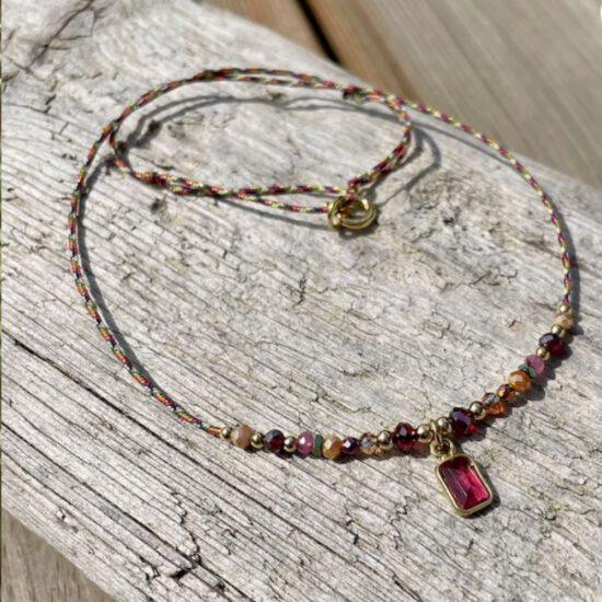 COLLIER BERYL - CLO & LOU – Image 2